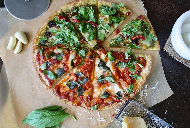 How to Make Pizza Recipe at Home?